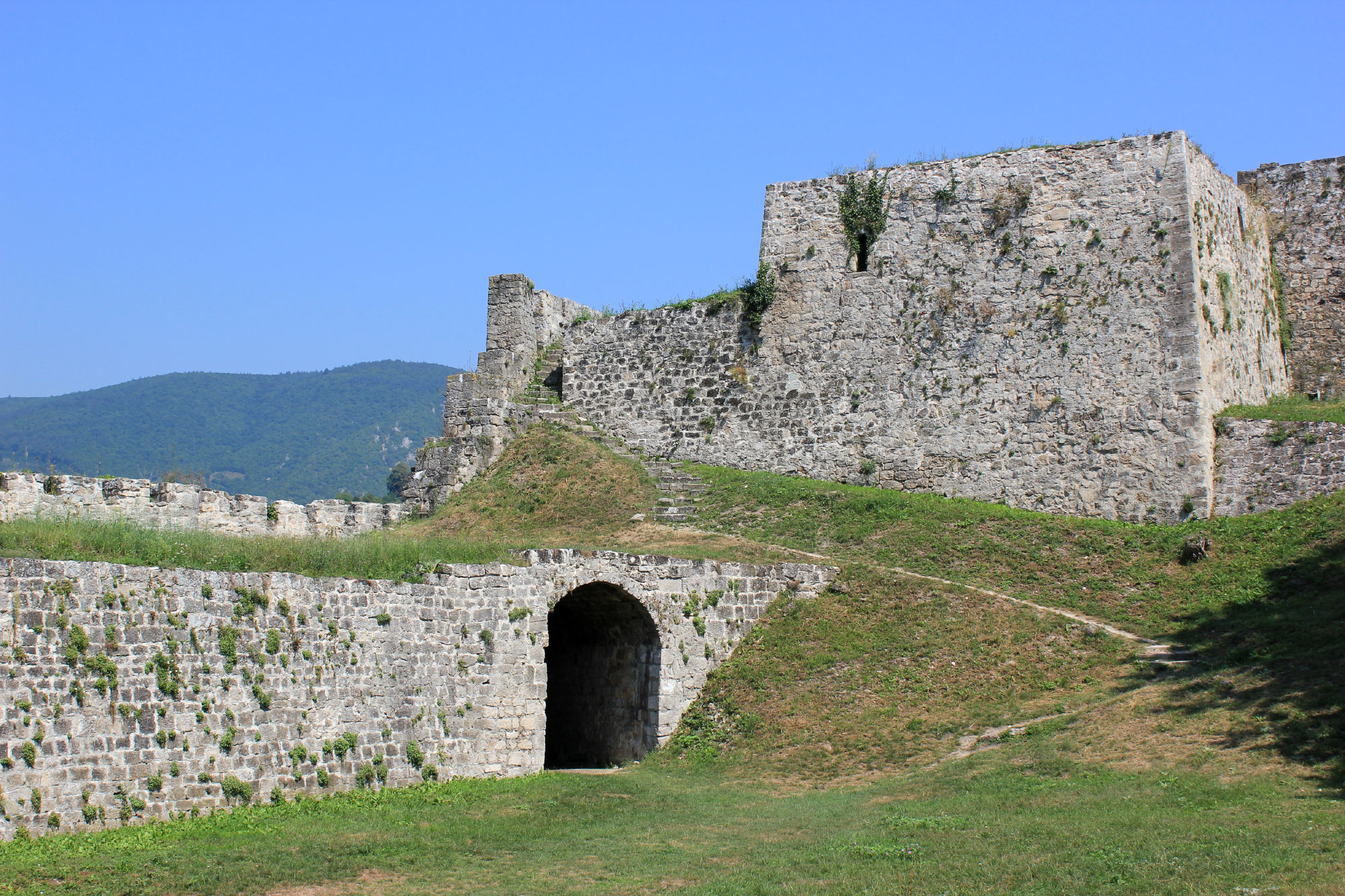 Jajce Fortress (Јајце) (Photo license CC-BY-SA 3.0)
